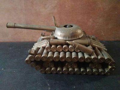 Xe tăng xưa T-54 mô hình có mộc