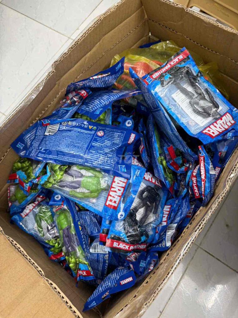 Mô hình đồ chơi Marvel Black Panther Hulk