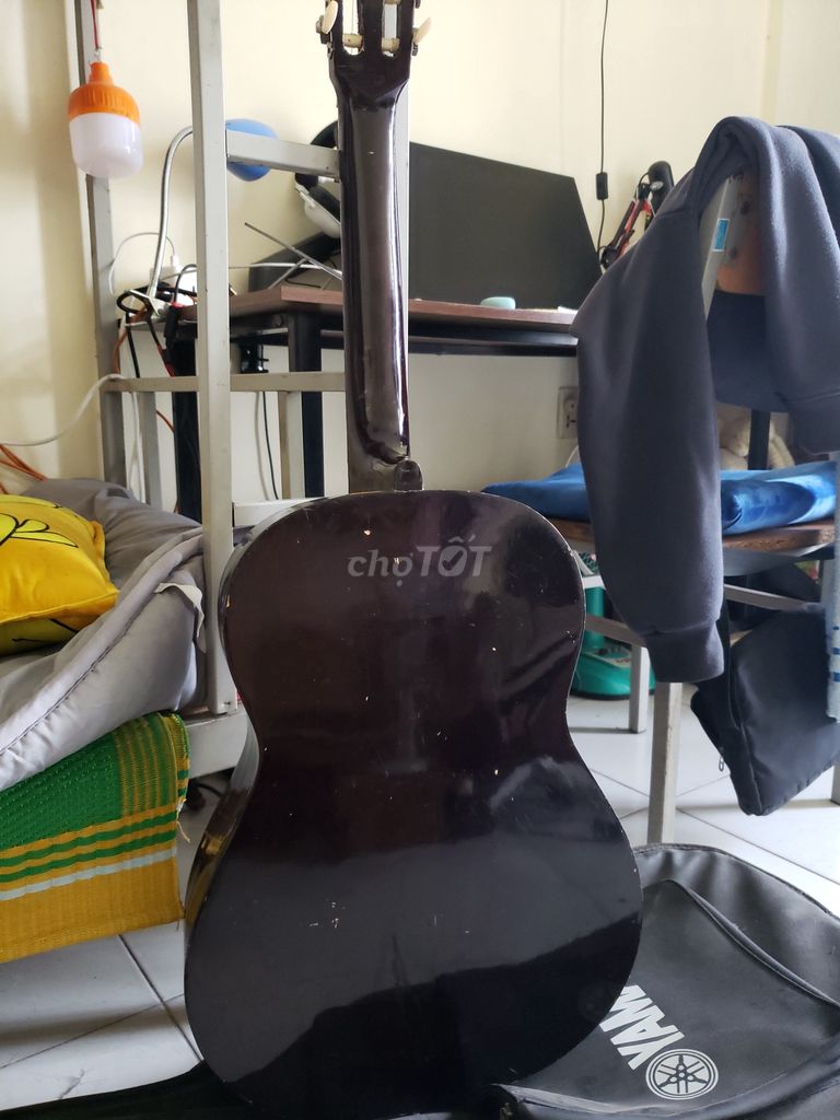 Thanh lý đàn Guitar Classic giá rẻ