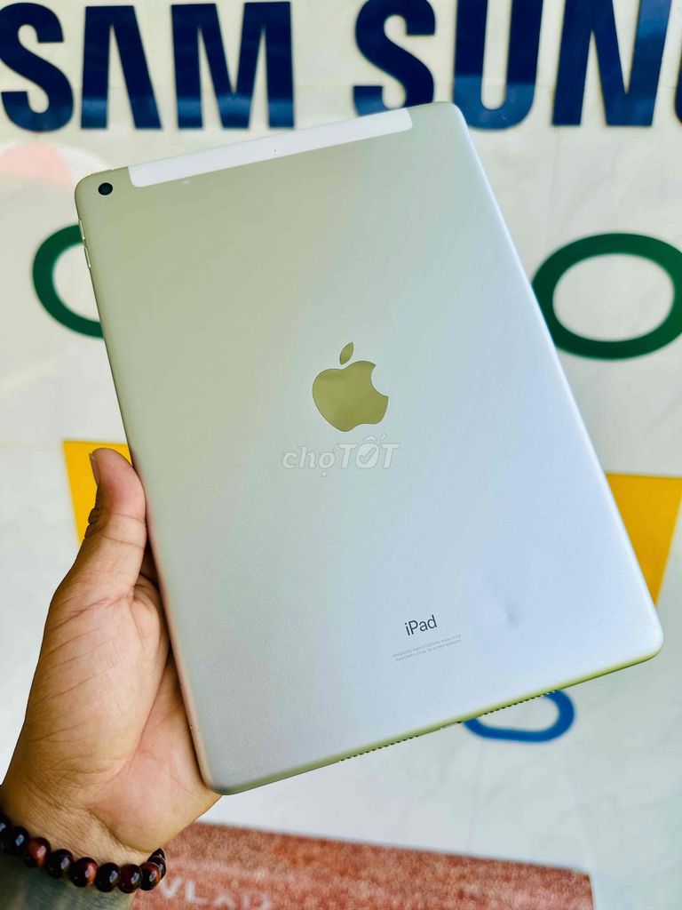 Apple iPad Gen 8 32GB Bạc. Mua bán Máy tính bảng tại Thị xã Duyên Hải Trà Vinh được đăng bởi Shop Đồ Cũ Uy Tín hình 1