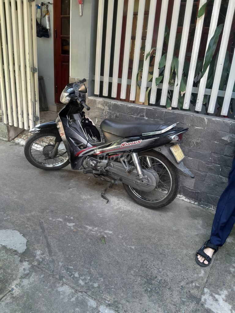 Xe số Yamaha Sirius đen 2011. Mua bán Xe máy tại Quận Thanh Khê Đà Nẵng được đăng bởi Đoàn Ngọc Tùng hình 1