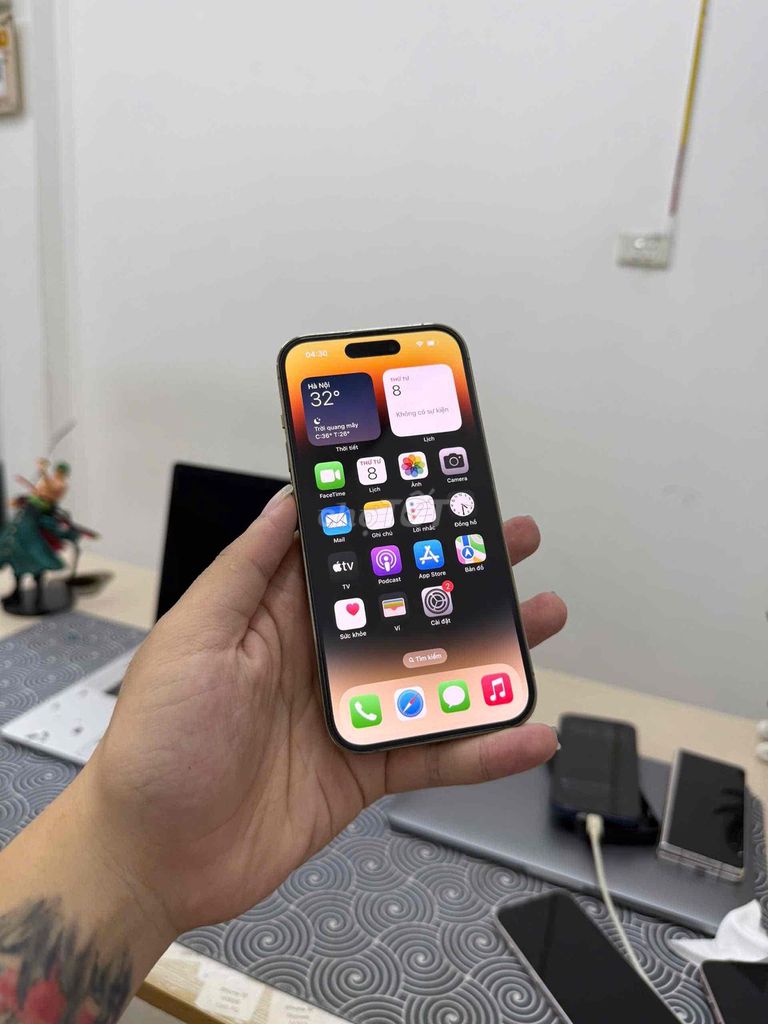 Apple iPhone 14 Pro 128GB Vàng Nguyên zin. Mua bán Điện thoại tại Quận Đống Đa Hà Nội được đăng bởi KT Hà Nội Mobile hình 1