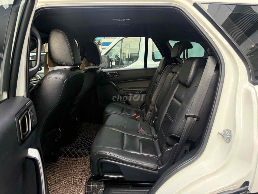 Ford Everest 2021 Titanium 2.0L AT 4x2 - 54000 km. Mua bán Ô tô tại Quận 3 Tp Hồ Chí Minh được đăng bởi Duy Vỹ hình 8
