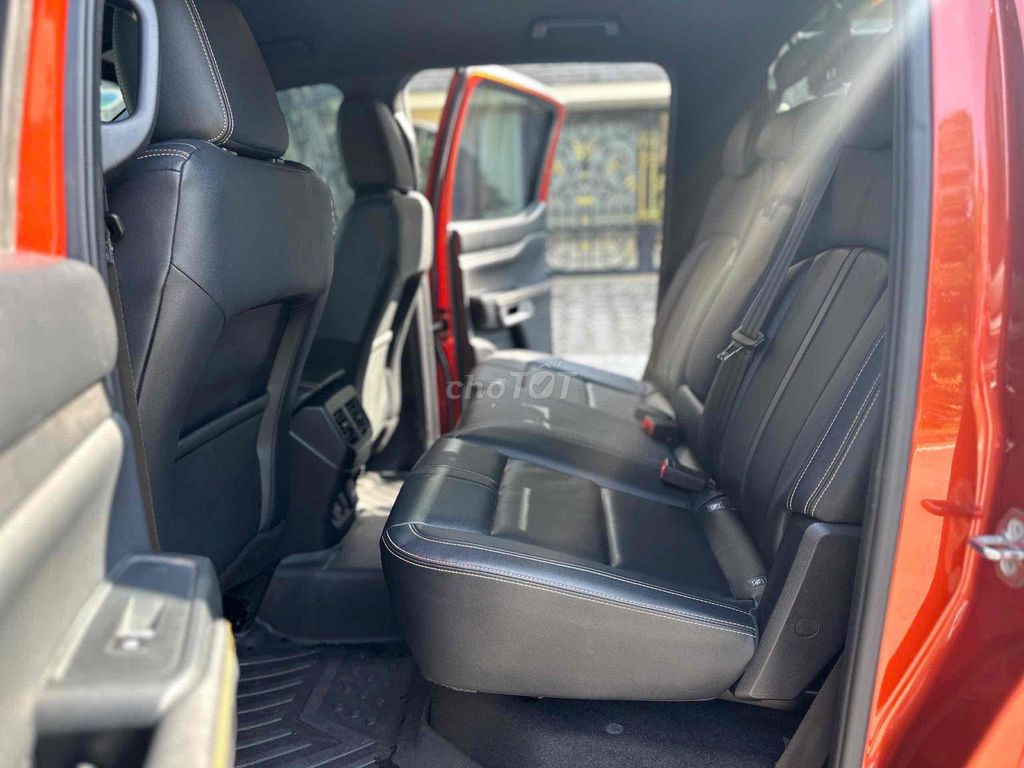 Wildtrak 2.0L 4x4 AT 2023. Mua bán Ô tô tại Quận Long Biên Hà Nội được đăng bởi Trang Gala hình 11