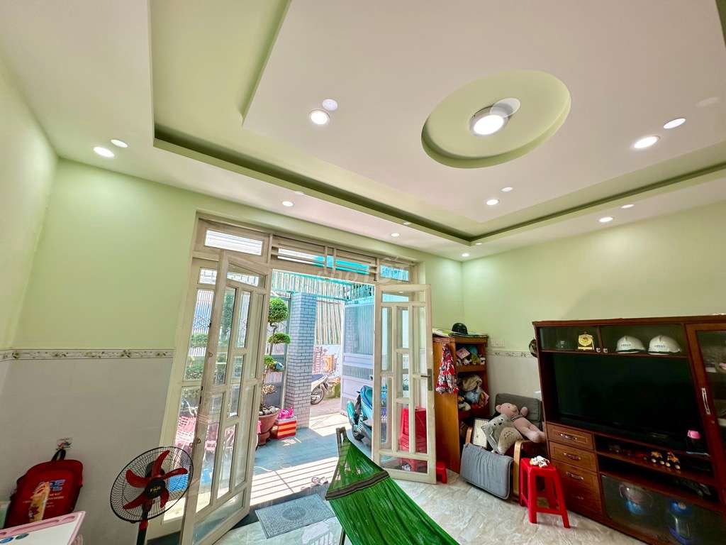 BÁN NHÀ NGAY KHU BIỆT THỰ GARDEN HOME, 53M2, 3 TẦNG HẺM XE HƠI THÔNG