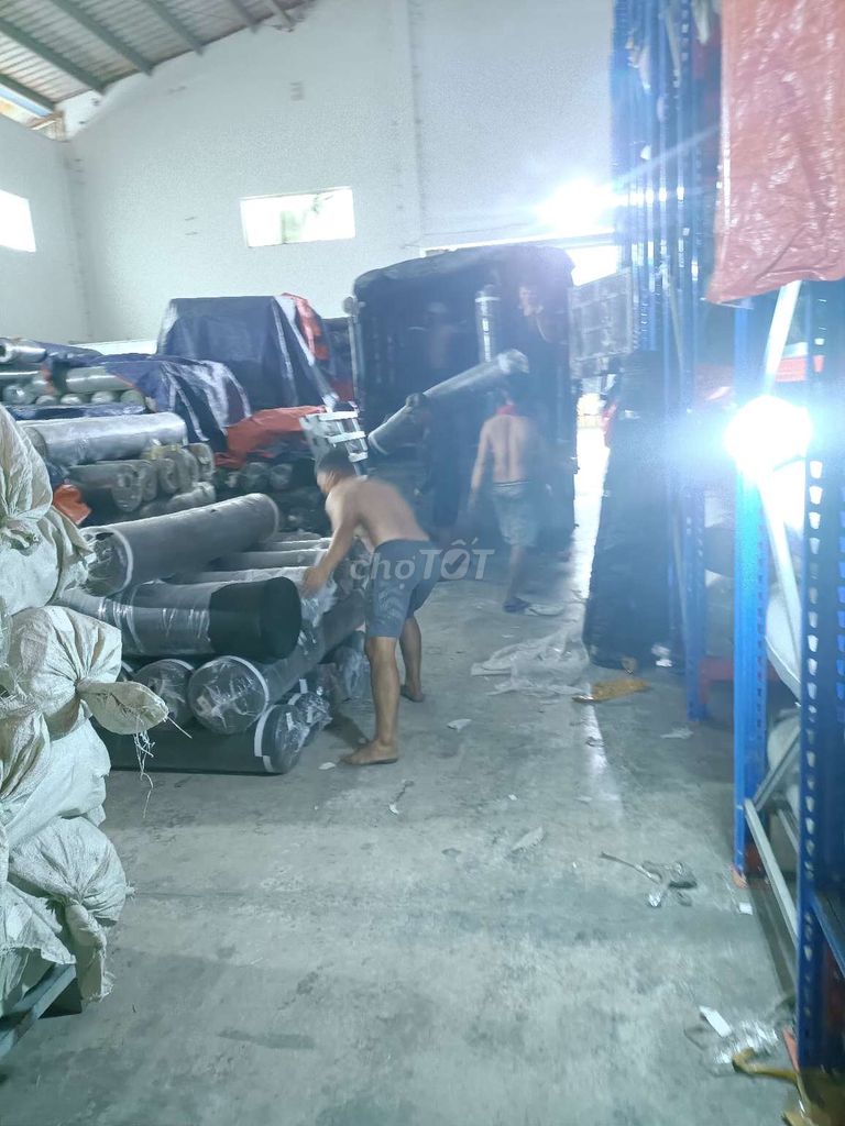 Tuyển nhân viên bốc xếp. Việc làm tại Huyện Đức Hòa Long An được đăng bởi Phước Thịnh hình 2