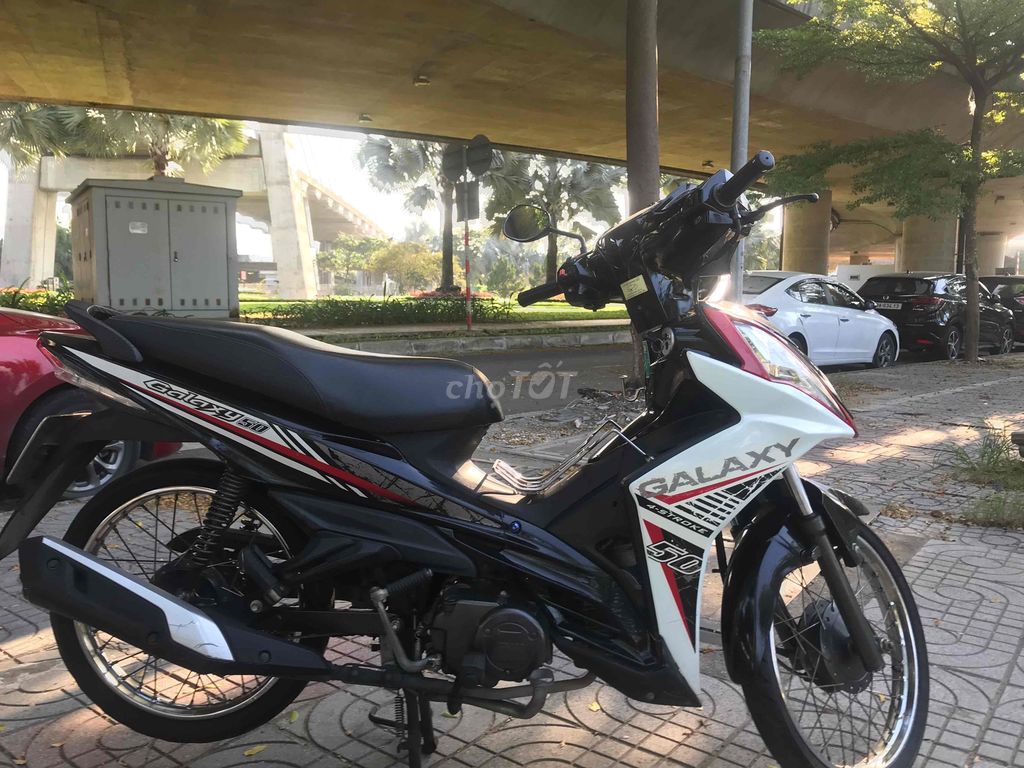 SYM Галакси 50cc черный, белый, красный