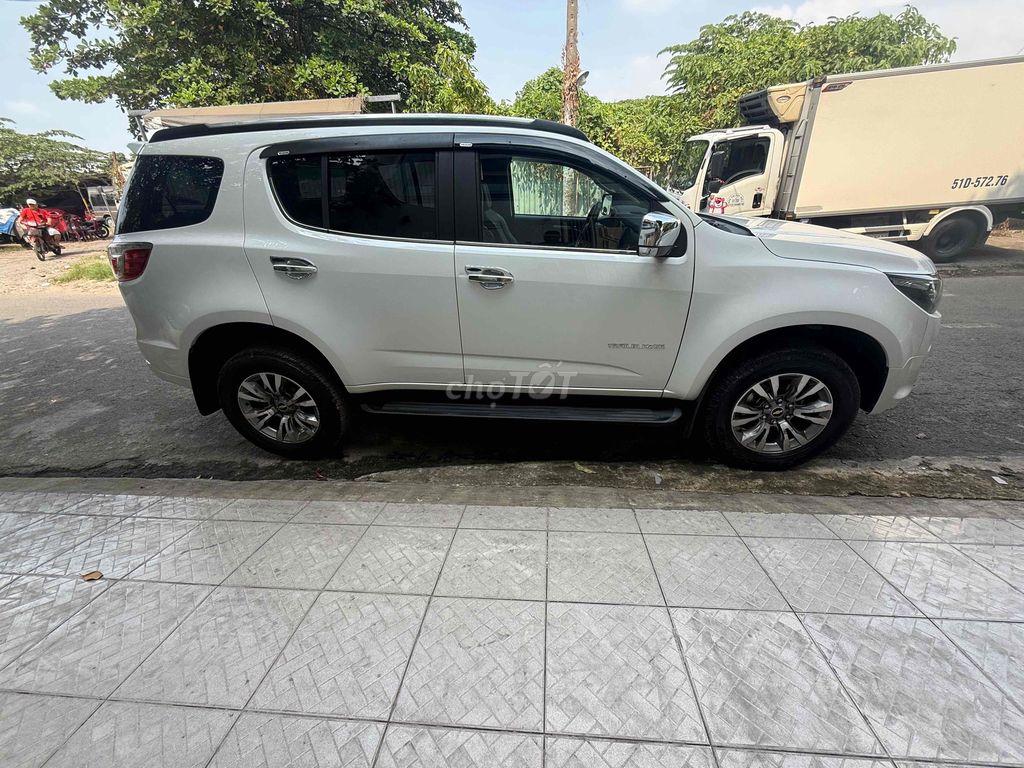 Chevrolet Trailblazer 2018 LTZ 2.8L 4x4 AT -. Mua bán Ô tô tại Quận Bình Tân Tp Hồ Chí Minh được đăng bởi phan nguyen hình 3