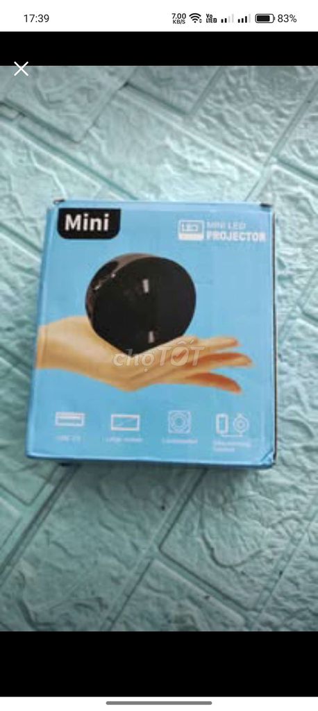 Mình có cái máy chiếu mini