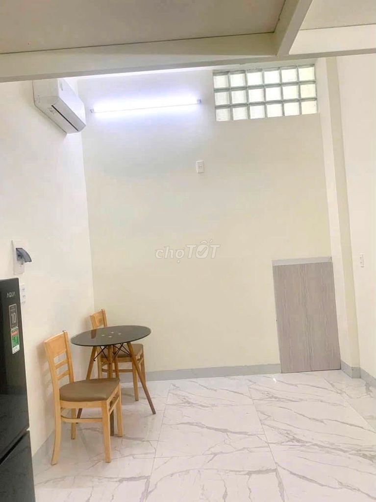 Furnished room with own washer on Trần Văn Thành — photo 2
