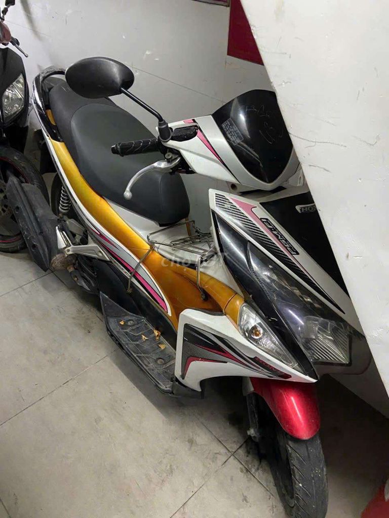 BÁN XE MÁY – GIÁ SIÊU RẺ, SỬ DỤNG TỐT. Mua bán Xe máy tại Thành phố Nha Trang Khánh Hòa được đăng bởi Anh Lee hình 2