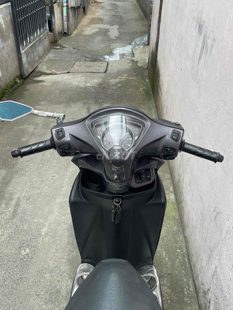 Vision 2019 smartkey máy êm xe đẹp keng. Mua bán Xe máy tại Thành phố Thủ Đức Tp Hồ Chí Minh được đăng bởi Lê Hạnh hình 2