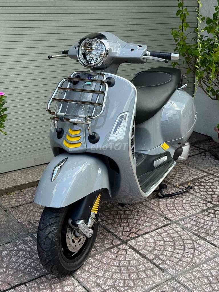 GTS 300 HPE 6800km như mới. Mua bán Xe máy tại Quận Phú Nhuận Tp Hồ Chí Minh được đăng bởi Nghia Tran hình 8