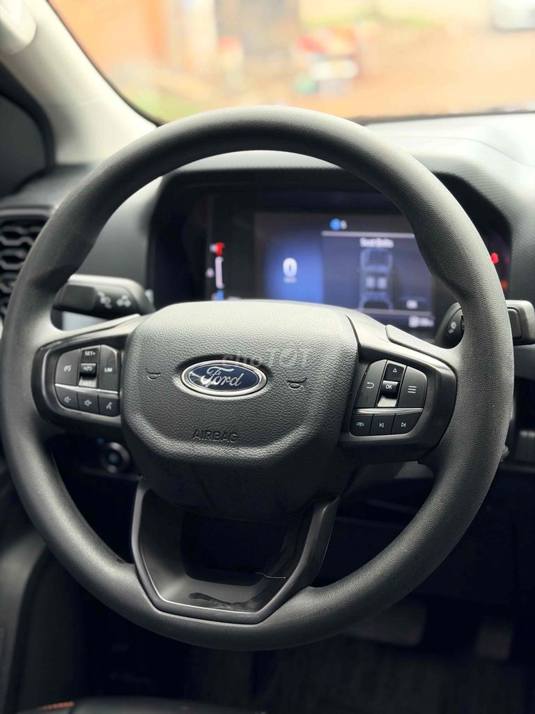 Ford Ranger 2024 XLS 2.0L 4x2 AT - 4 vạn. Mua bán Ô tô tại Thành phố Buôn Ma Thuột Đắk Lắk được đăng bởi AUTO Anh Phát hình 14