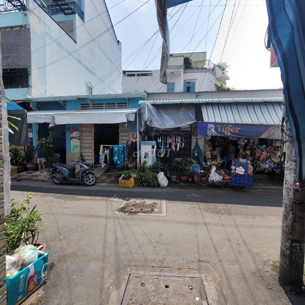 Cho thuê nhà Phạm Văn Chiêu, Gò Vấp, 4x18m, 2PN, có gác, 8.5tr
