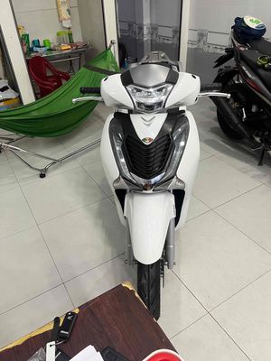 Honda SH 150 ABS 2019 Trắng. Mua bán Xe máy tại Huyện Trảng Bom Đồng Nai được đăng bởi cửa hàng xe máy Trần Sơn 