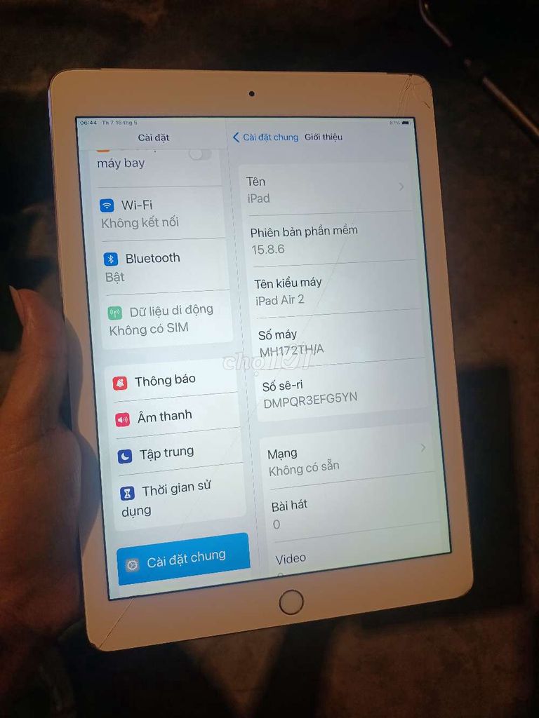 Apple iPad Air 2 9.7 inch 64GB. Mua bán Máy tính bảng tại Quận 5 Tp Hồ Chí Minh được đăng bởi Quân hình 1