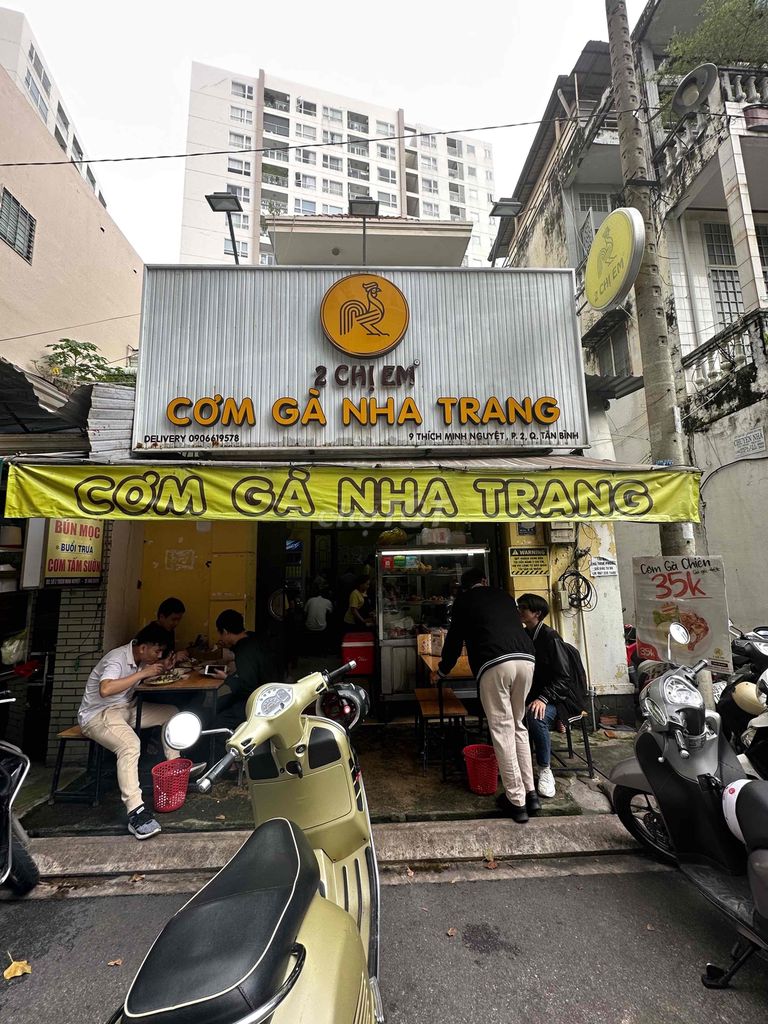 Tuyển Thu Ngân Quán Cơm