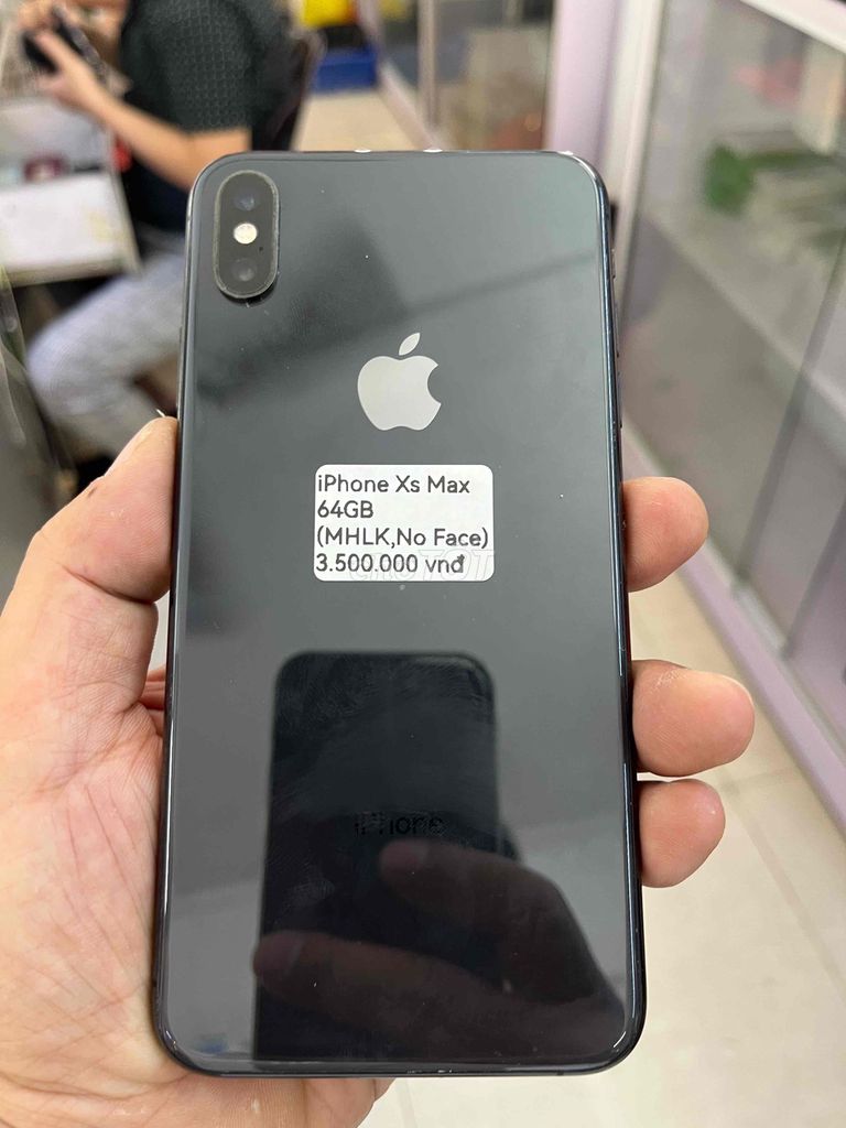 iPhone Xs Max 64GB Đen Đã sử dụng. Mua bán Điện thoại tại Huyện Hóc Môn Tp Hồ Chí Minh được đăng bởi Hải hình 1