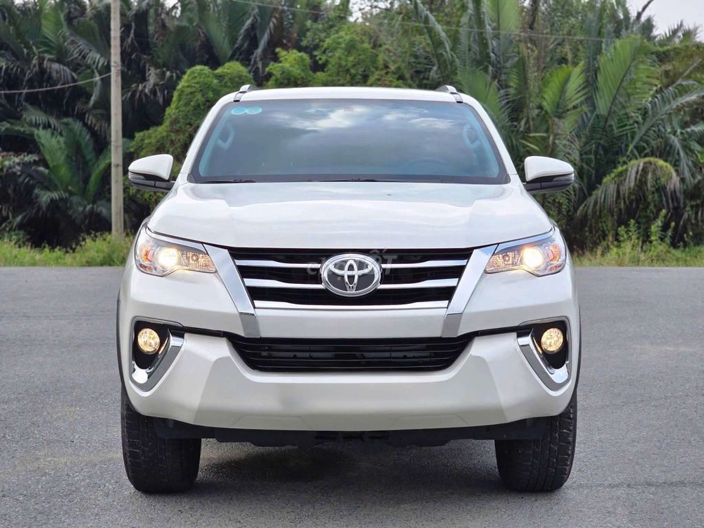 TOYOTA FORTUNER 2.7V