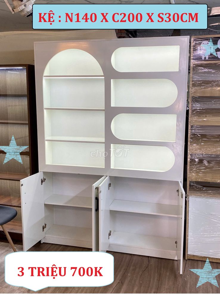 KỆ TỦ TRƯNG MỸ PHẨM / DECOR 140X2M MÀU TRẮNG . Mua bán Tủ, kệ gia đình tại Quận Tân Bình Tp Hồ Chí Minh được đăng bởi  NỘI THẤT GIÁ XƯỞNG TPHCM hình 1