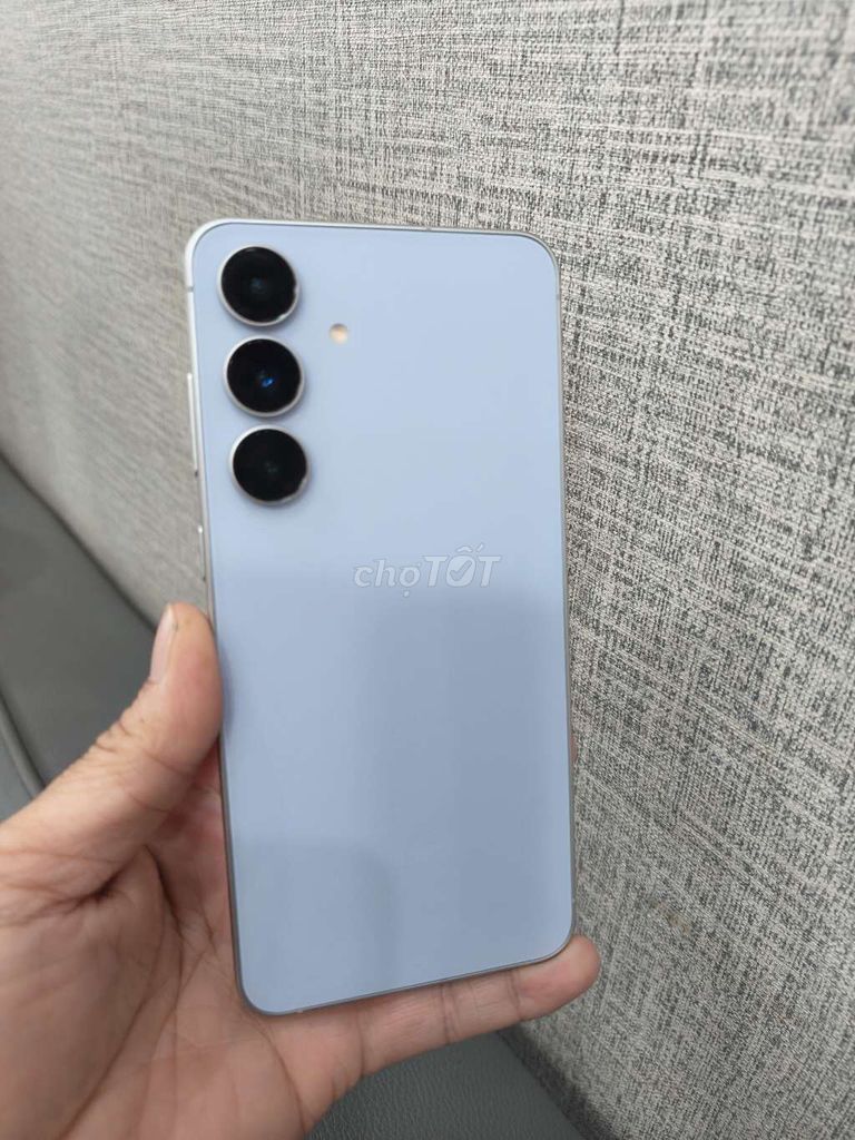 Galaxy S25 FE Công tỷ mới kích hoạt. Mua bán Điện thoại tại Thành phố Buôn Ma Thuột Đắk Lắk được đăng bởi MNmobile hình 1