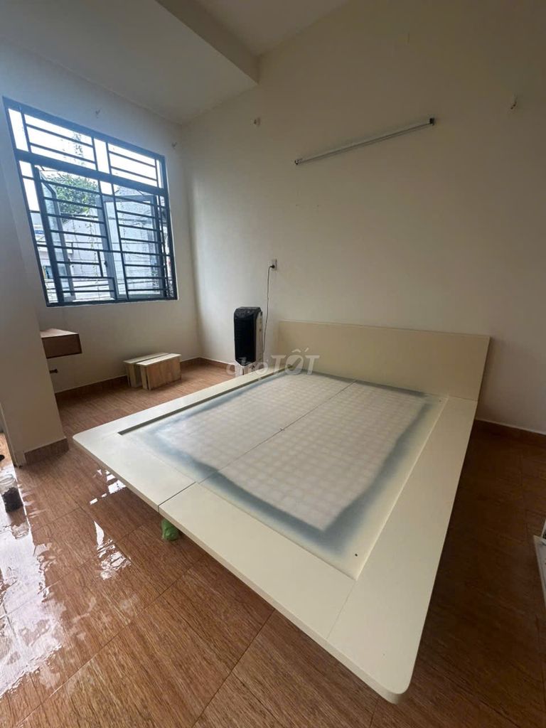 Giường ngủ gỗ kiểu Nhật 2m x 2m2. Mua bán Giường, chăn ga gối nệm tại Thành phố Biên Hòa Đồng Nai được đăng bởi cao hien hình 1