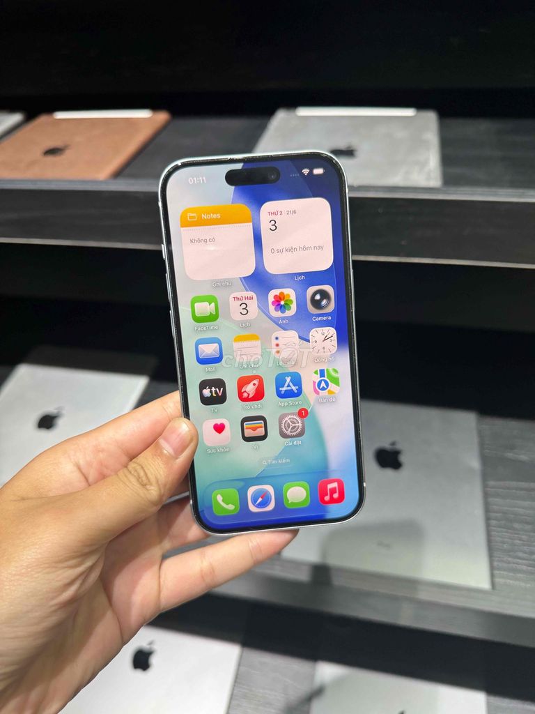 Apple iPhone 15 QTE 128GB Trắng Nguyên bản. Mua bán Điện thoại tại Quận Đống Đa Hà Nội được đăng bởi KT Hà Nội Mobile hình 1