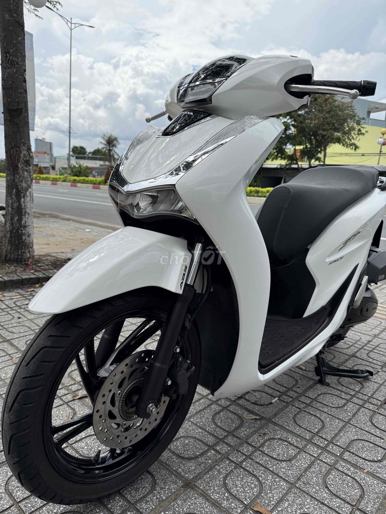 Sh 150 abs 2021. Mua bán Xe máy tại Thành phố Bến Tre Bến Tre được đăng bởi FaceBook Hoàng Bảy Mốt hình 5