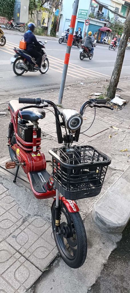 Xe đạp điện cũ mua về là chạy. Mua bán Xe điện tại Thành phố Thủ Đức Tp Hồ Chí Minh được đăng bởi MUA BÁN TRAO ĐỔI XE ĐẠP MỚI CŨ hình 7