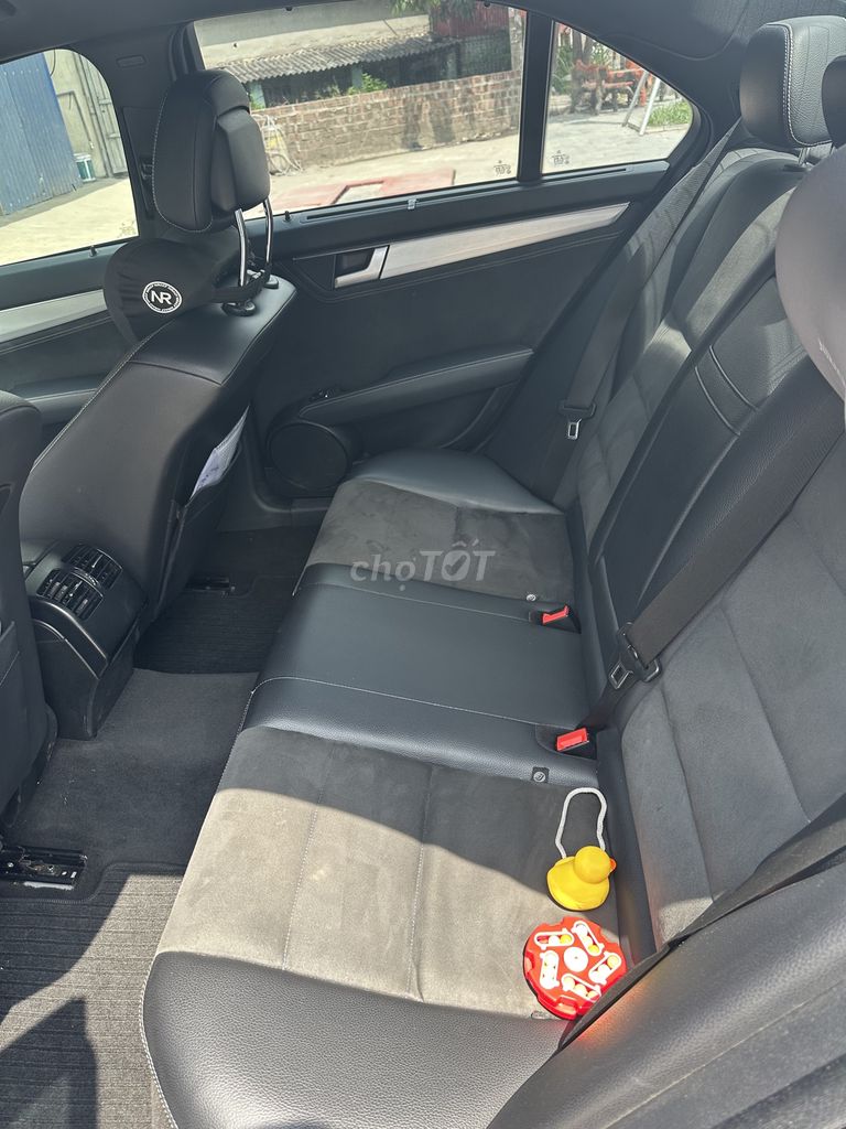 Mercedes Benz C Class 2013 C200 - 120000 km. Mua bán Ô tô tại Thị xã Kinh Môn Hải Dương được đăng bởi Tương Cao hình 4