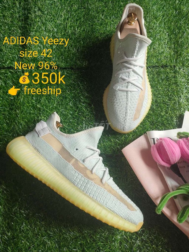 Yeezy size 42 độ mới 96% có ship cod toàn quốc