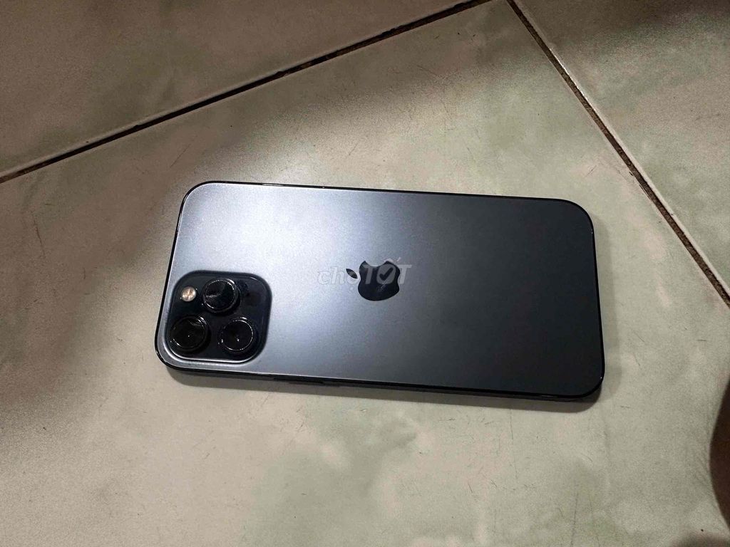 Apple iPhone 12 Pro Max 128GB Xám Pin zin. Mua bán Điện thoại tại Thành phố Dĩ An Bình Dương được đăng bởi Tran Huynh My hình 1