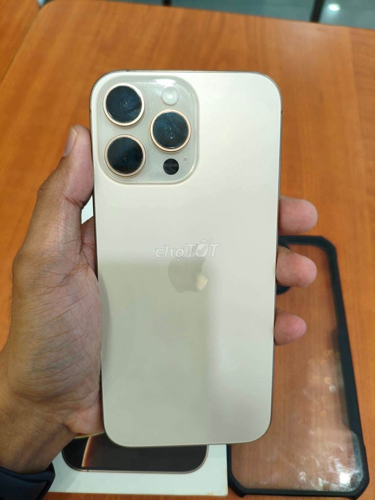 Apple iPhone 16 Pro Max 256GB Vàng Nguyên bản. Mua bán Điện thoại tại Quận 1 Tp Hồ Chí Minh được đăng bởi Hội Đồ Điện Tử hình 1