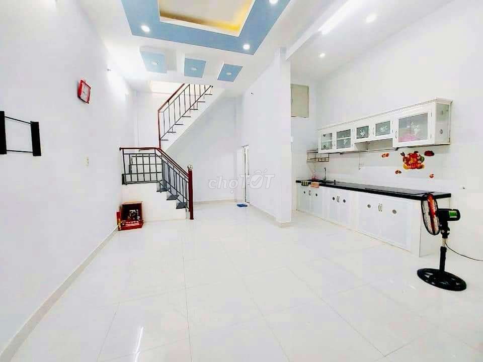 Chính chủ bán nhà gấp Chu Văn An P12 Q.Bình Thạnh giá 3 tỷ 150(40m2)