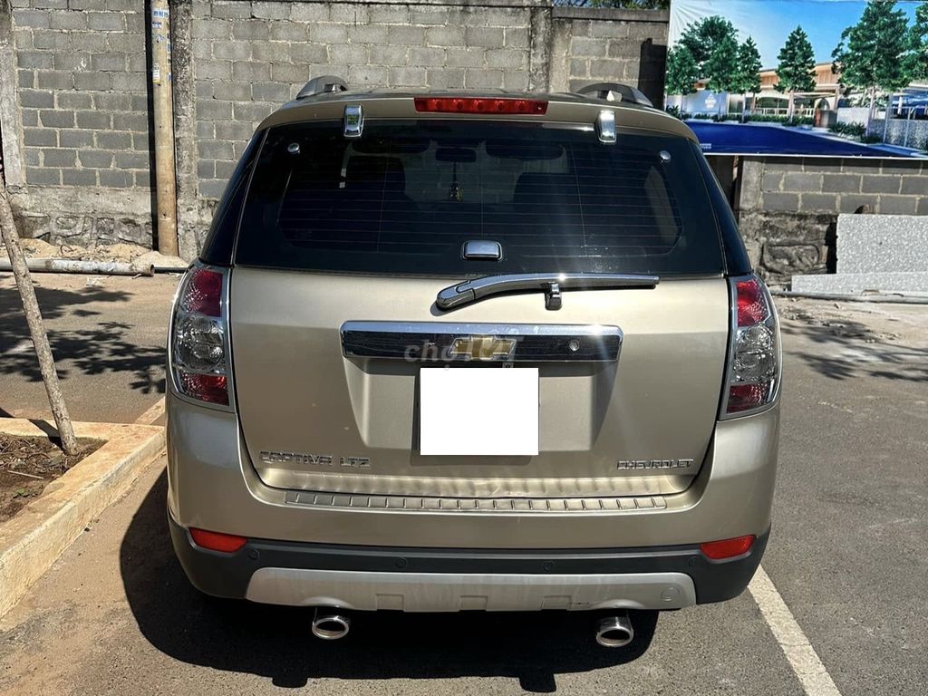 Chevrolet Captiva LTZ 2010 màu vàng cát. Mua bán Ô tô tại Quận 12 Tp Hồ Chí Minh được đăng bởi Xuân Trường hình 2