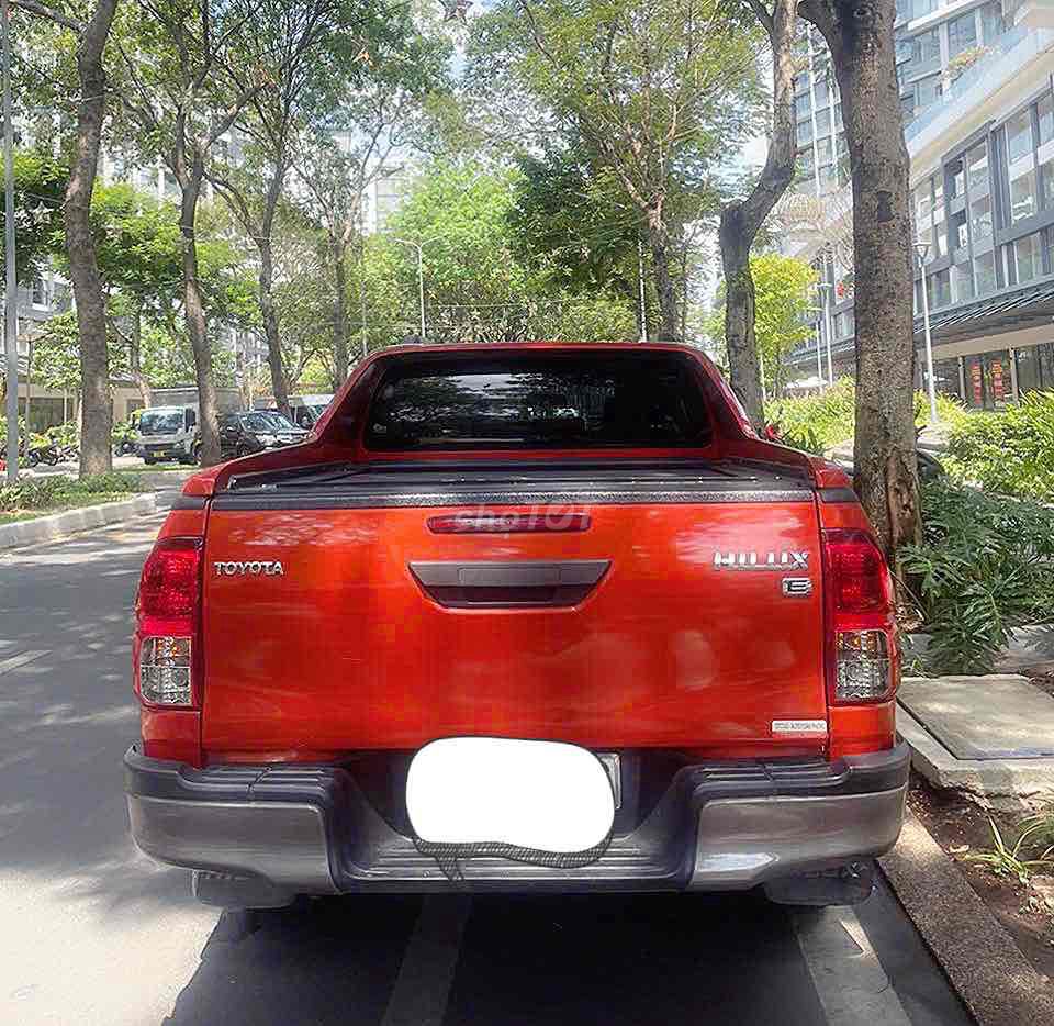 Toyota Hilux 2019 2.4E 4×2 AT - 192000 km. Mua bán Ô tô tại Quận Tân Phú Tp Hồ Chí Minh được đăng bởi Mê Kong hình 3