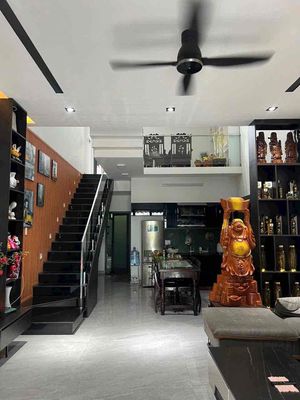 Аренда · 3 комн. · 100 м² · Quận Cẩm Lệ, ул. Đường Mai Chí Thọ