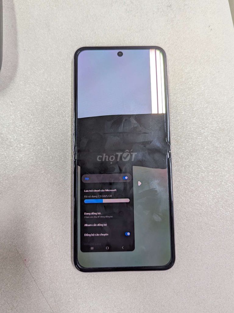 Samsung Z Flip 4 Tím 512GB hư màn. Mua bán Điện thoại tại Thành phố Thủ Đức Tp Hồ Chí Minh được đăng bởi Thông Hoàng hình 1