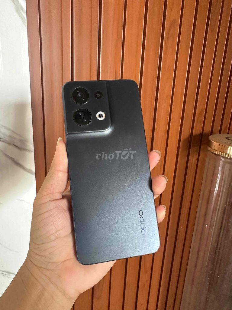Oppo Reno 8 5G ram8/ 256GB màn Amoled, đen. Mua bán Điện thoại tại Thành phố Buôn Ma Thuột Đắk Lắk được đăng bởi phuong smarphone hình 1