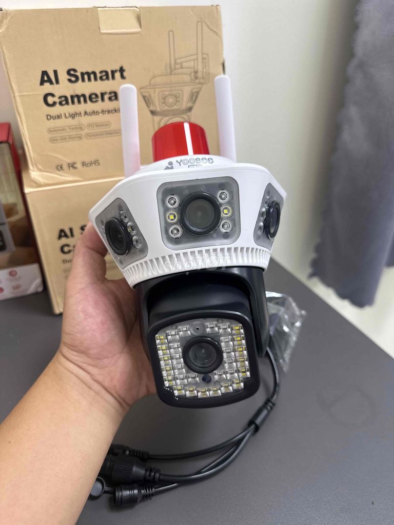 Camera an ninh Yoosee Trắng 3 mắt 3 khung ảnh. Mua bán Máy ảnh, Máy quay tại Thành phố Buôn Ma Thuột Đắk Lắk được đăng bởi Xzbmt hình 1