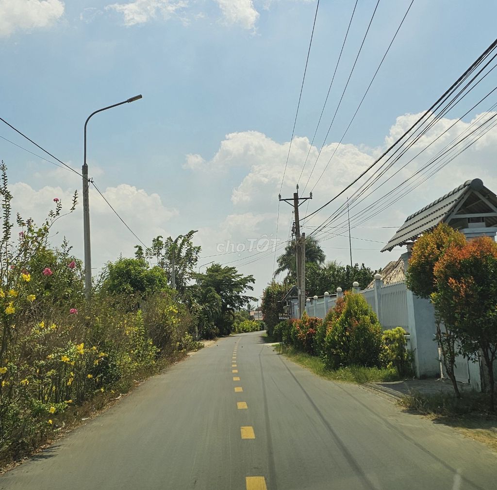 Bán đất mặt tiền đường Bình Lục - Long Phú, diện tích 7m x 36m