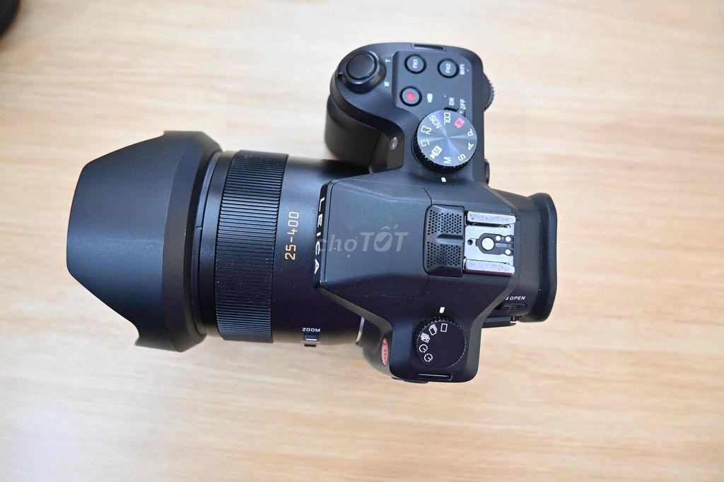 Máy ảnh Leica Vlux 114 Đẹp. Mua bán Máy ảnh, Máy quay tại Quận Tân Bình Tp Hồ Chí Minh được đăng bởi Lê Thị Phương Thảo hình 1