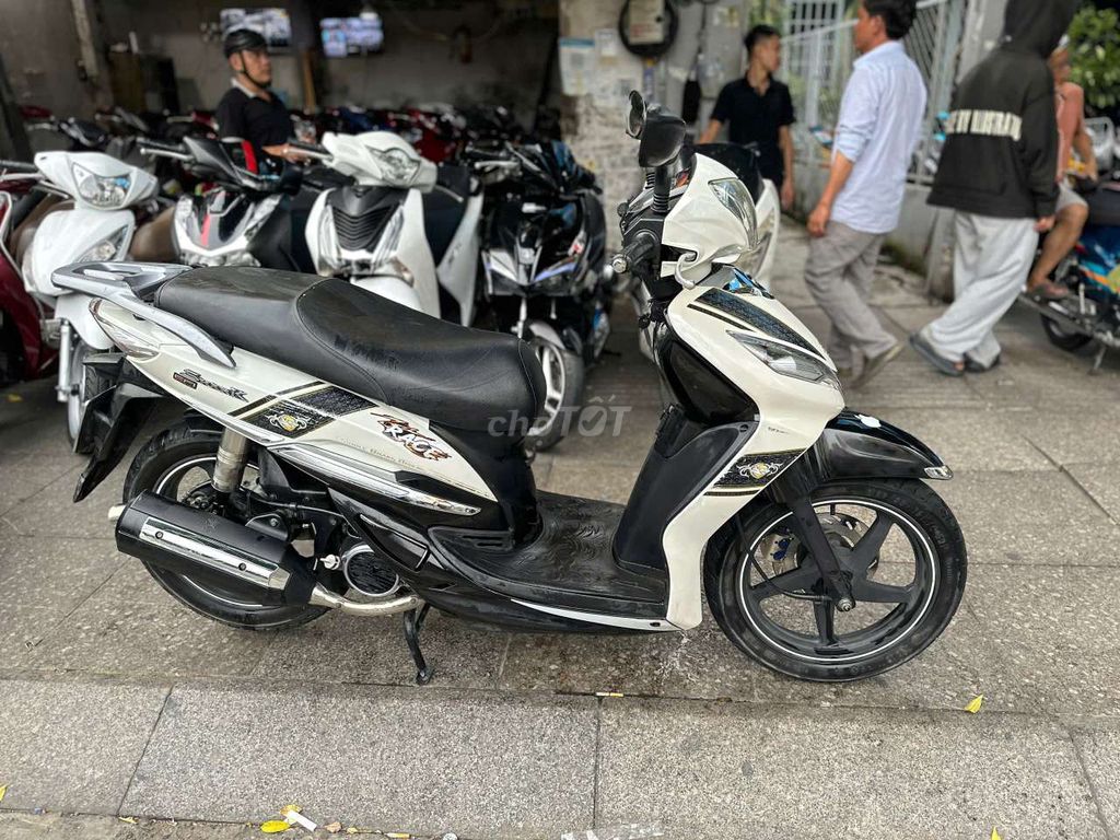 SYM shark 125 FI 2015 mới 90% biển số 77. Mua bán Xe máy tại Quận Tân Phú Tp Hồ Chí Minh được đăng bởi Tuanduy hình 2