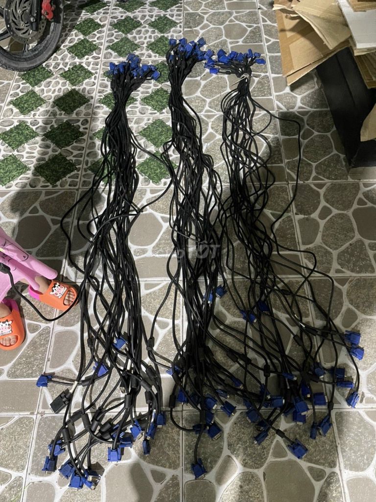 Dây cáp VGA, DVI, Nguồn Đen. Mua bán Phụ kiện (Màn hình, Chuột...) tại Quận Ninh Kiều Cần Thơ được đăng bởi votan hình 1