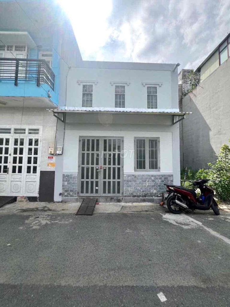 1,7 tỷ Nhà lửng hẻm xe hơi 40m tại Nguyễn Văn Tạo Long Thới Nhà Bè