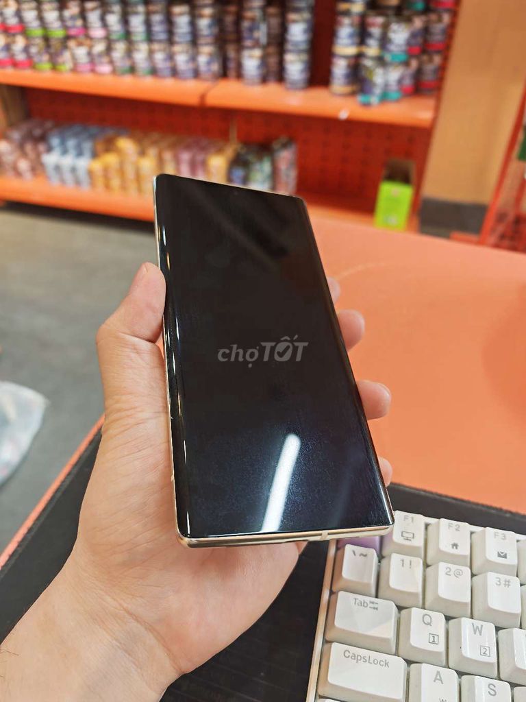 Google Pixel 6 Pro Vàng. Mua bán Điện thoại tại Quận Đống Đa Hà Nội được đăng bởi Thắng Trương hình 1