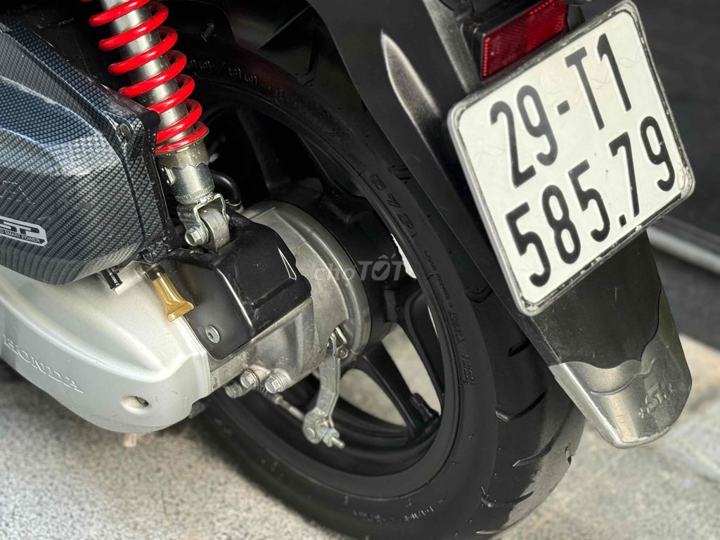 Sh mode smartkey thể thao bạc nhám 585.79. Mua bán Xe máy tại Quận Ba Đình Hà Nội được đăng bởi Xe Máy Nam Thi hình 6