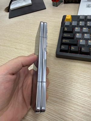 Bán Samsung Z Fold 5 256GB rất ít dùng