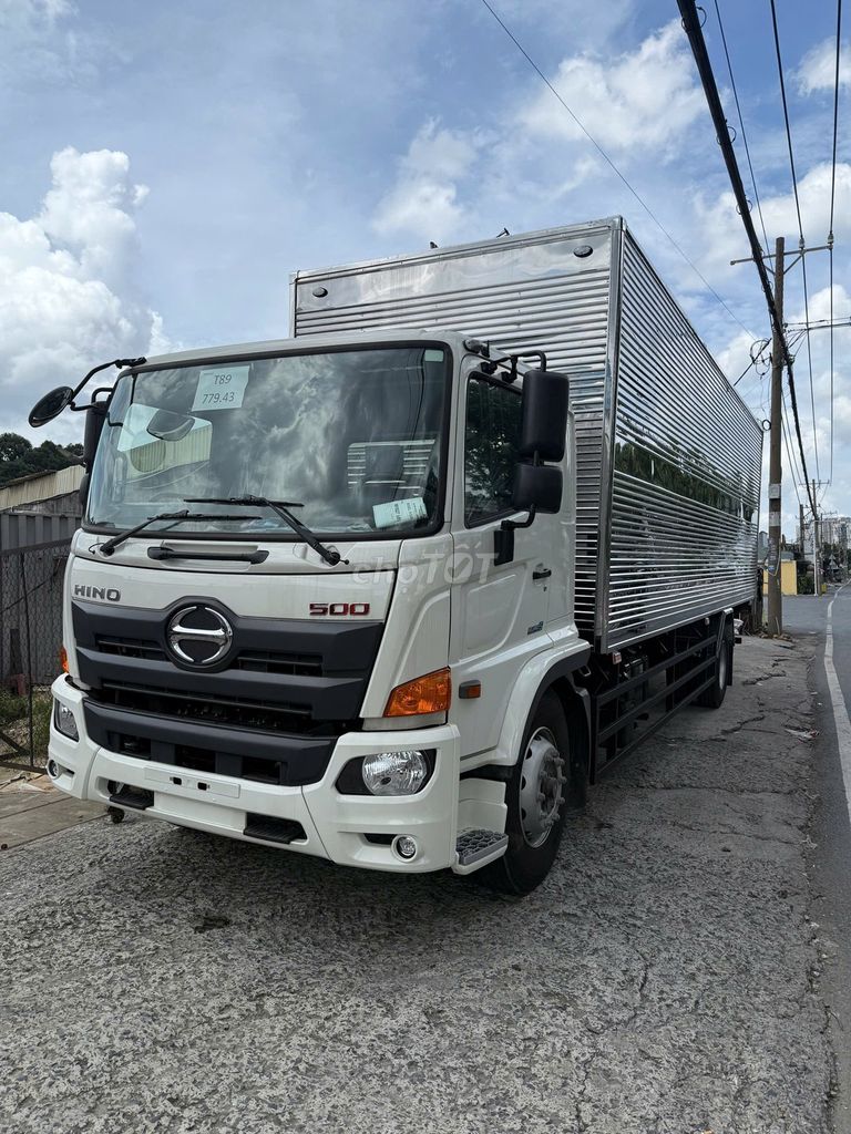 Xe Tải Hino 8 tấn Thùng Kín - Xe sẵn giao ngay. Mua bán Xe tải, xe ben tại Thành phố Thủ Đức Tp Hồ Chí Minh được đăng bởi Phương hình 1